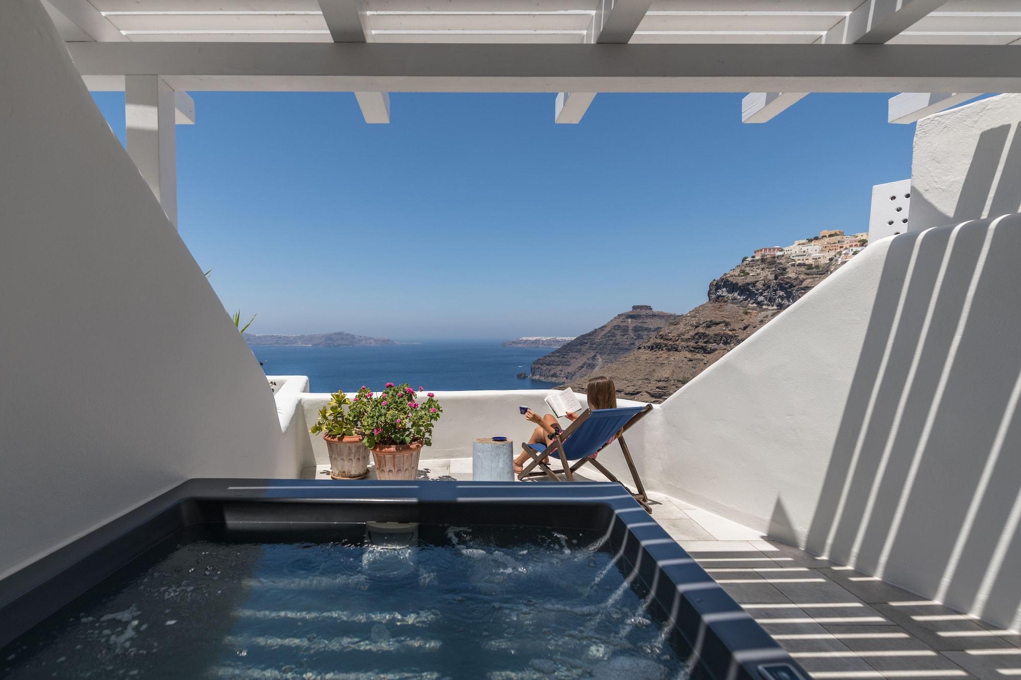 Porto Fira Suites Exterior photo