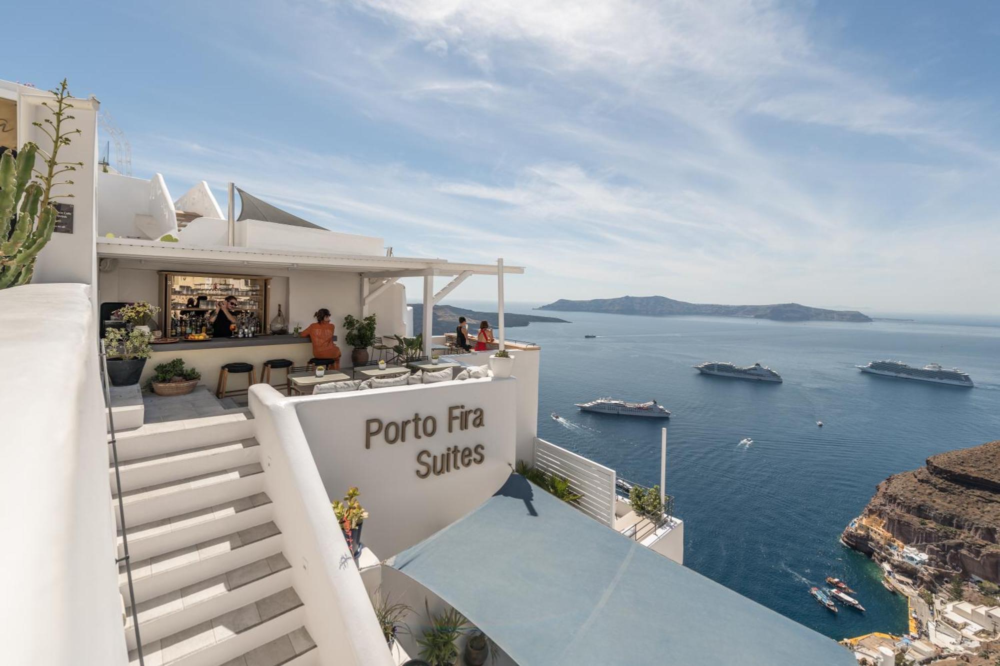 Porto Fira Suites Exterior photo